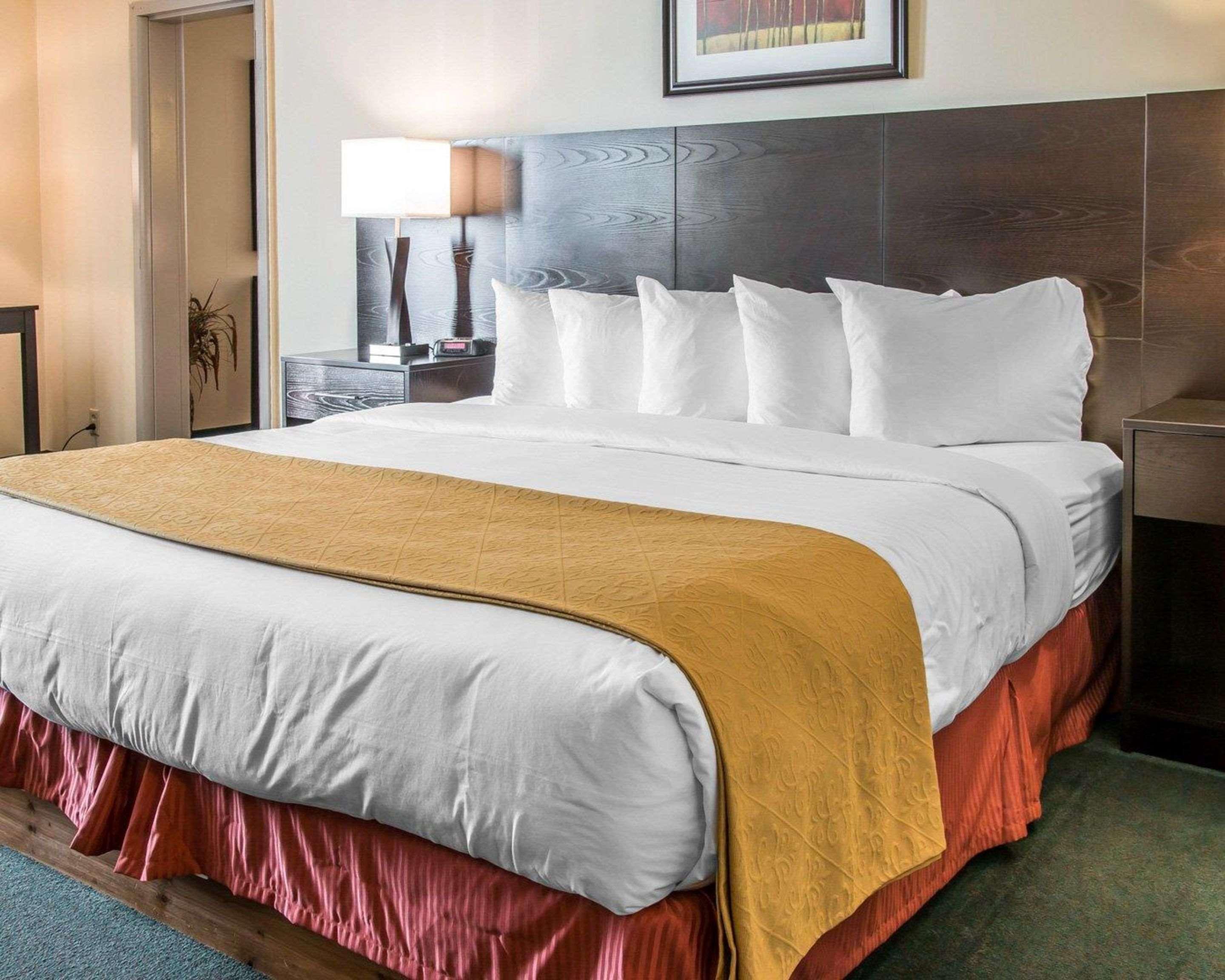 Quality Inn & Suites Escanaba North Eksteriør billede