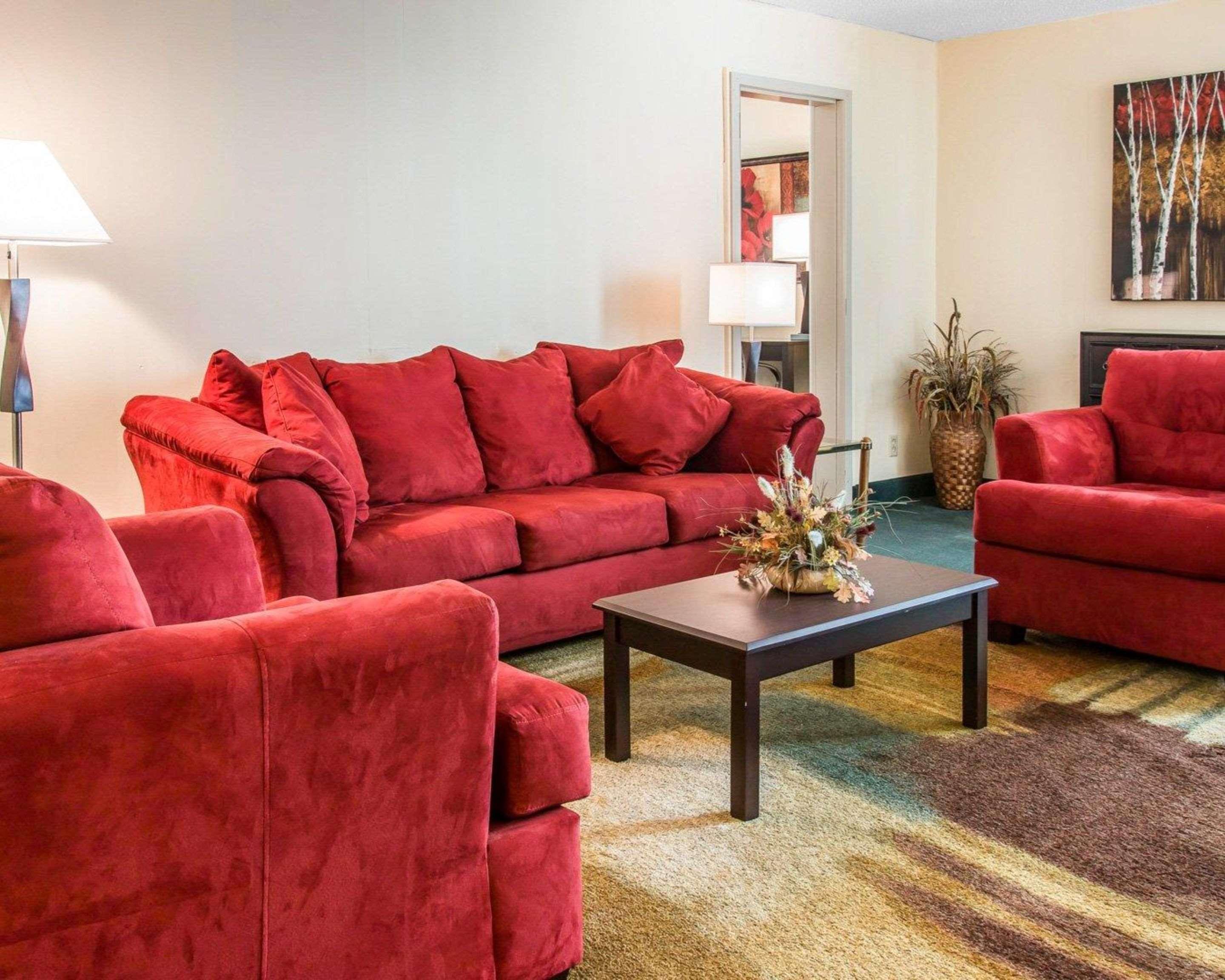 Quality Inn & Suites Escanaba North Eksteriør billede