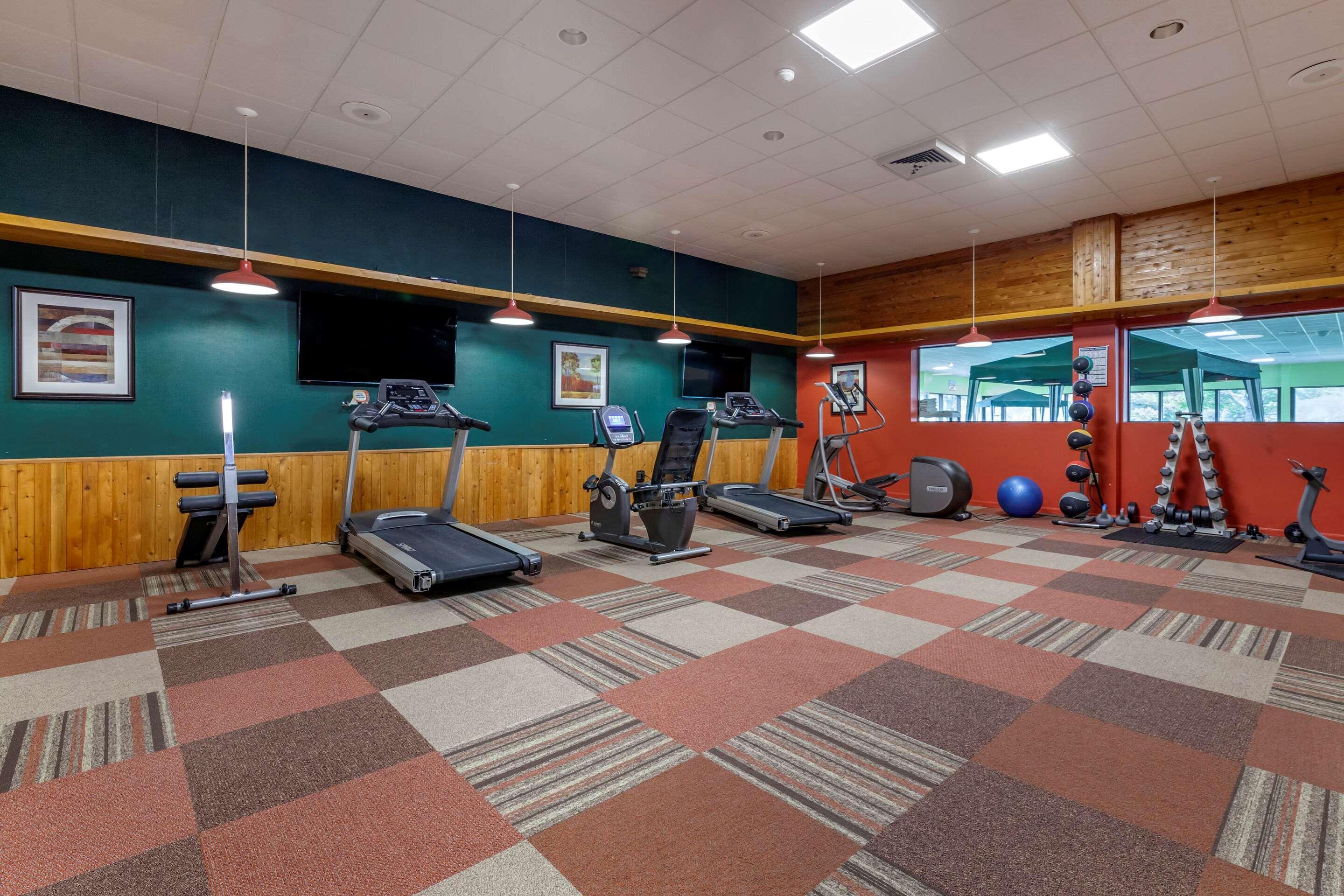 Quality Inn & Suites Escanaba North Eksteriør billede