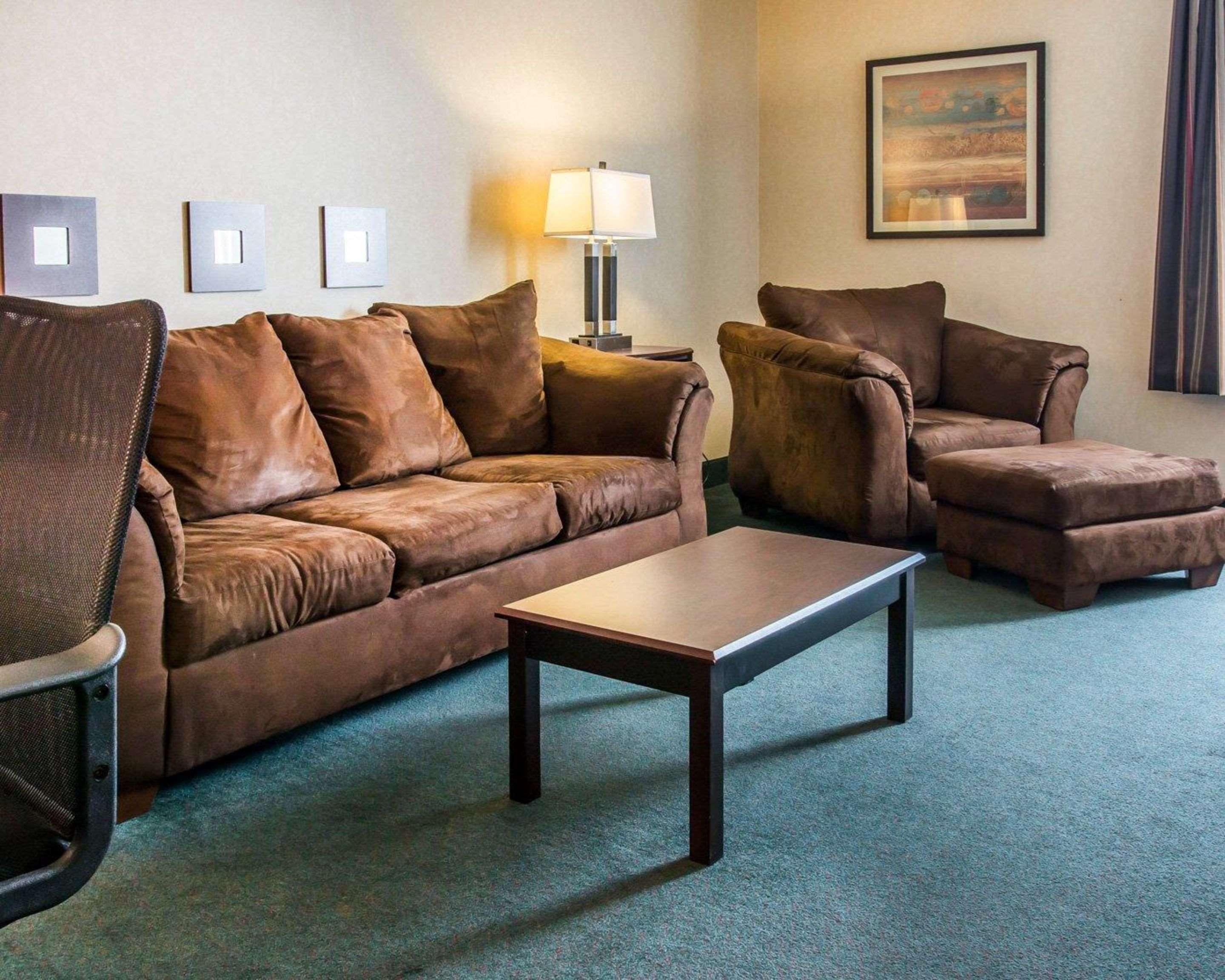 Quality Inn & Suites Escanaba North Eksteriør billede